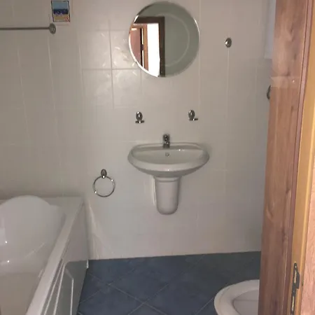 萨拉福沃住宅公寓 *